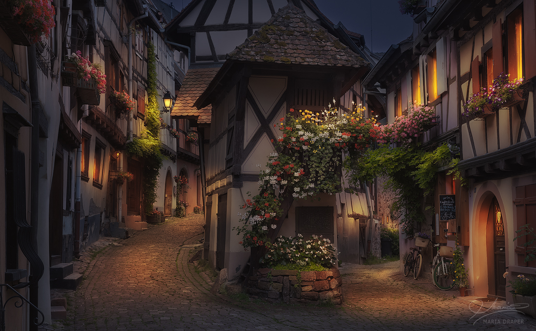 Equisheim Village | Equisheim is a very attractive medieval village on the wine route of Alsace, France