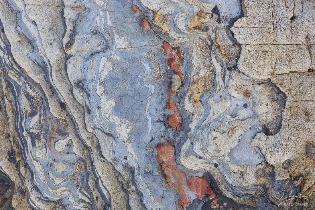 Sea Treasures | Layers of bounded rocks with beautiful complementary color variation and patterns
<br>
