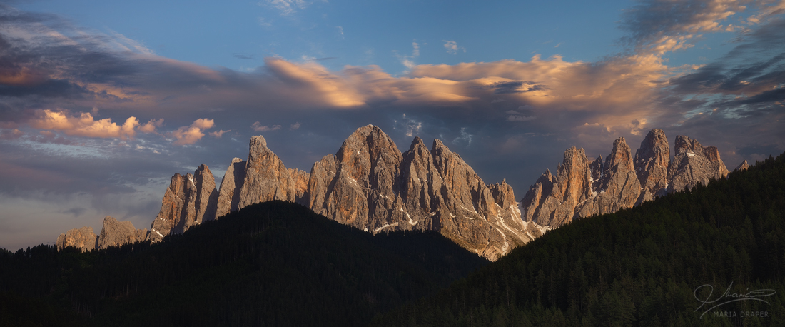 Odle Mountain Range | Odle Group seen from Santa Magdalena village in the Dolomites, Val di Funes, Italy