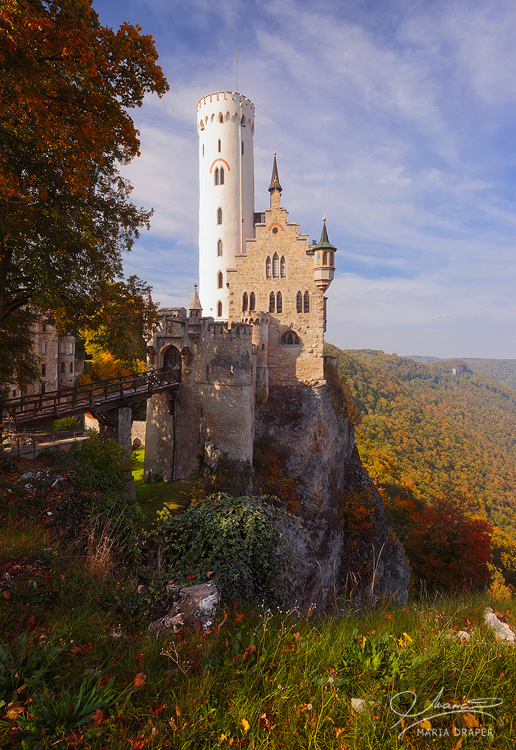 Lichtenstein Castle | This fairy tale castle is south of Stuttgart in the Baden-Württemberg region in Germany.  Image taken on a beautiful Autumn day.